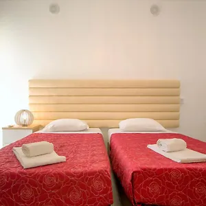Olhos De Agua Ii Apartment